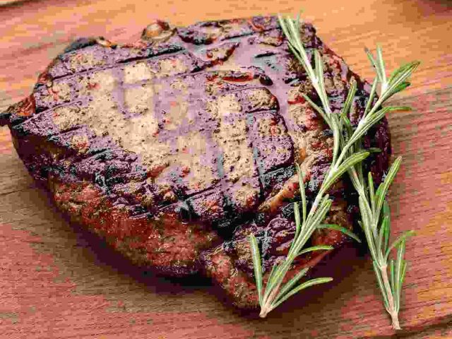 Cras tristique purus non lacus